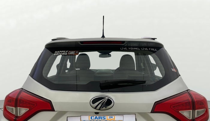 2020 Mahindra XUV300 W8 (O) 1.2 PETROL, Petrol, Manual, 40,915 km, Rear Windshield