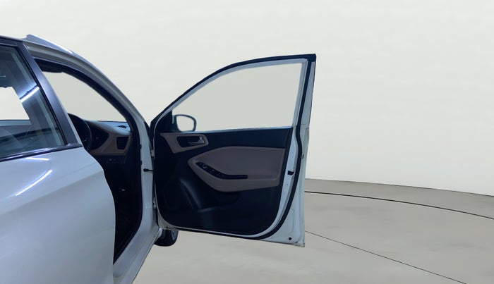 2019 Hyundai Elite i20 SPORTZ PLUS  1.2 CVT, CNG, Automatic, 78,285 km, RHS Front Door