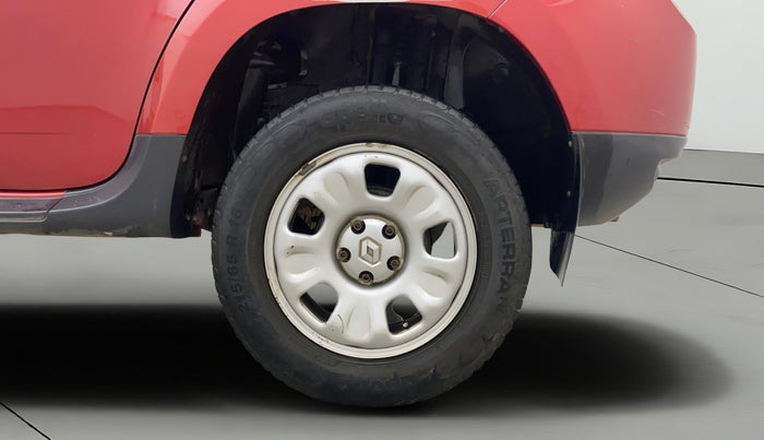 2015 Renault Duster RXL PETROL, Petrol, Manual, 52,802 km, Left Rear Wheel