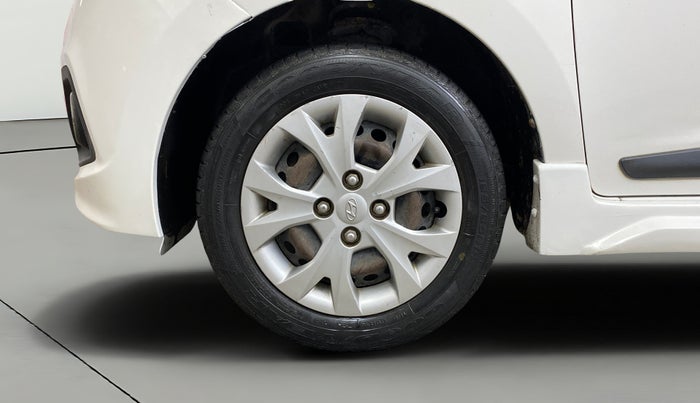 2015 Hyundai Grand i10 SPORTZ 1.2 KAPPA VTVT, Petrol, Manual, 50,768 km, Left Front Wheel