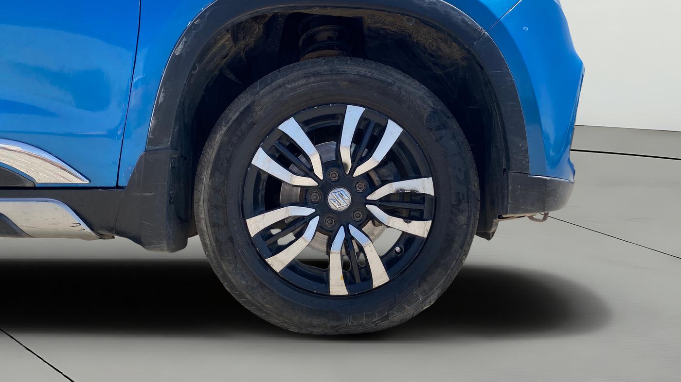 2017 Maruti Vitara Brezza VDI (O), Diesel, Manual, 1,09,106 km, Right Front Wheel