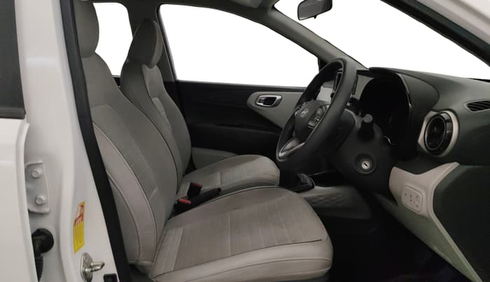 2024 Hyundai GRAND I10 NIOS Sportz 1.2 HY-CNG Duo, CNG, Manual, 7,006 km, Right Side Front Door Cabin