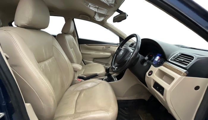 2018 Maruti Ciaz ALPHA 1.5 SHVS PETROL, Petrol, Manual, 66,246 km, Right Side Front Door Cabin