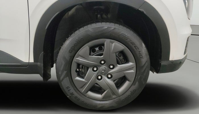 2023 Hyundai VENUE S(O) 1.2, Petrol, Manual, 89,108 km, Right Front Wheel