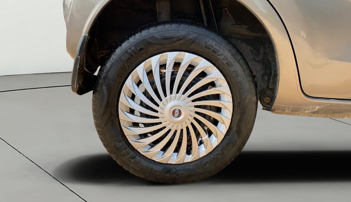2021 Datsun Redi Go T, Petrol, Manual, 38,975 km, Right Rear Wheel
