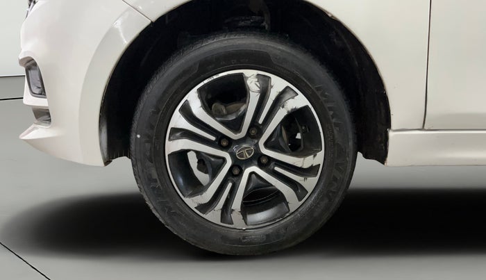 2023 Tata Tiago XT CNG, CNG, Manual, 31,749 km, Left Front Wheel