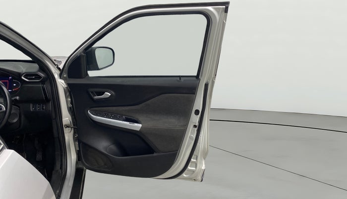 2020 Nissan MAGNITE XV PREMIUM TURBO (O), Petrol, Manual, 41,361 km, RHS Front Door