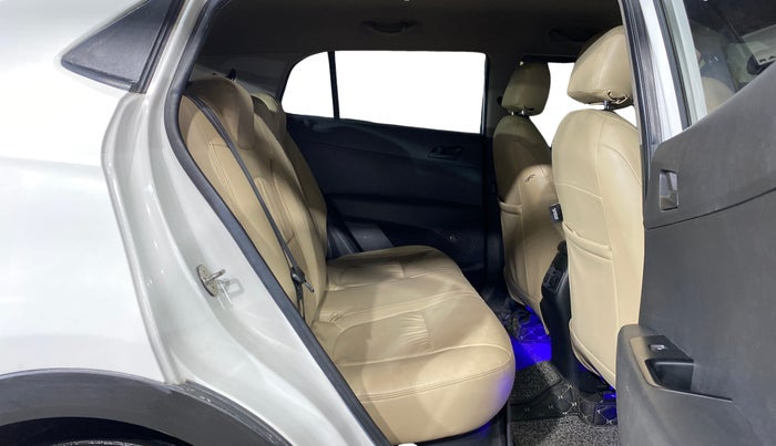 2017 Hyundai Creta E PLUS 1.6 PETROL, Petrol, Manual, 64,996 km, Right Side Rear Door Cabin