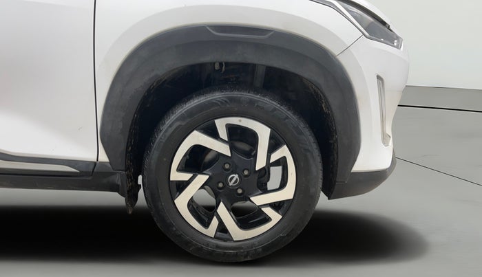 2023 Nissan MAGNITE XV PREMIUM TURBO CVT, Petrol, Automatic, 16,371 km, Right Front Wheel