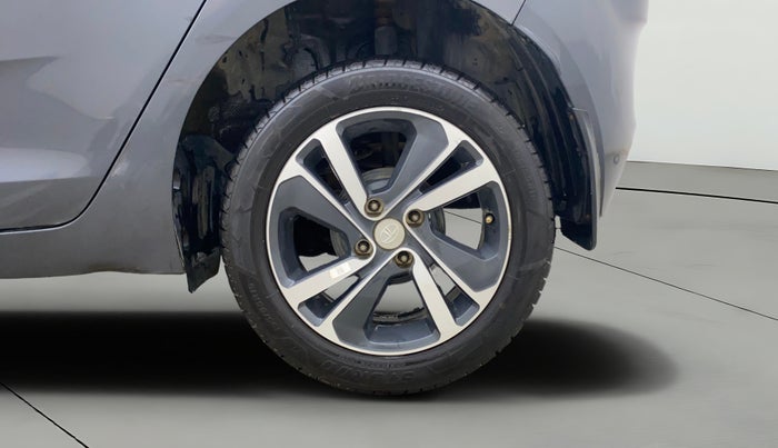 2021 Tata ALTROZ XZ PETROL, Petrol, Manual, 22,585 km, Left Rear Wheel