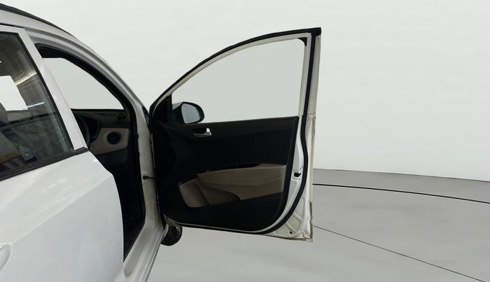 2015 Hyundai Grand i10 SPORTZ 1.2 KAPPA VTVT, Petrol, Manual, 50,149 km, RHS Front Door