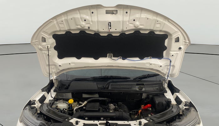 2024 Renault Kiger RXE MT, Petrol, Manual, 3,357 km, Open Bonet