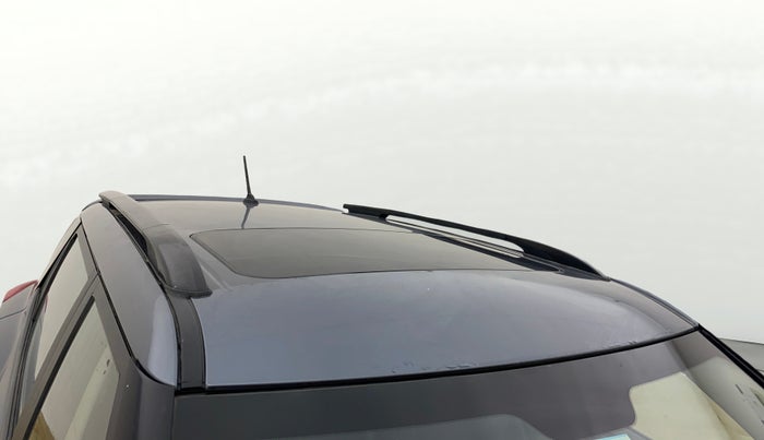 2021 Mahindra XUV300 W6 1.5 Diesel, Diesel, Manual, 62,329 km, Roof