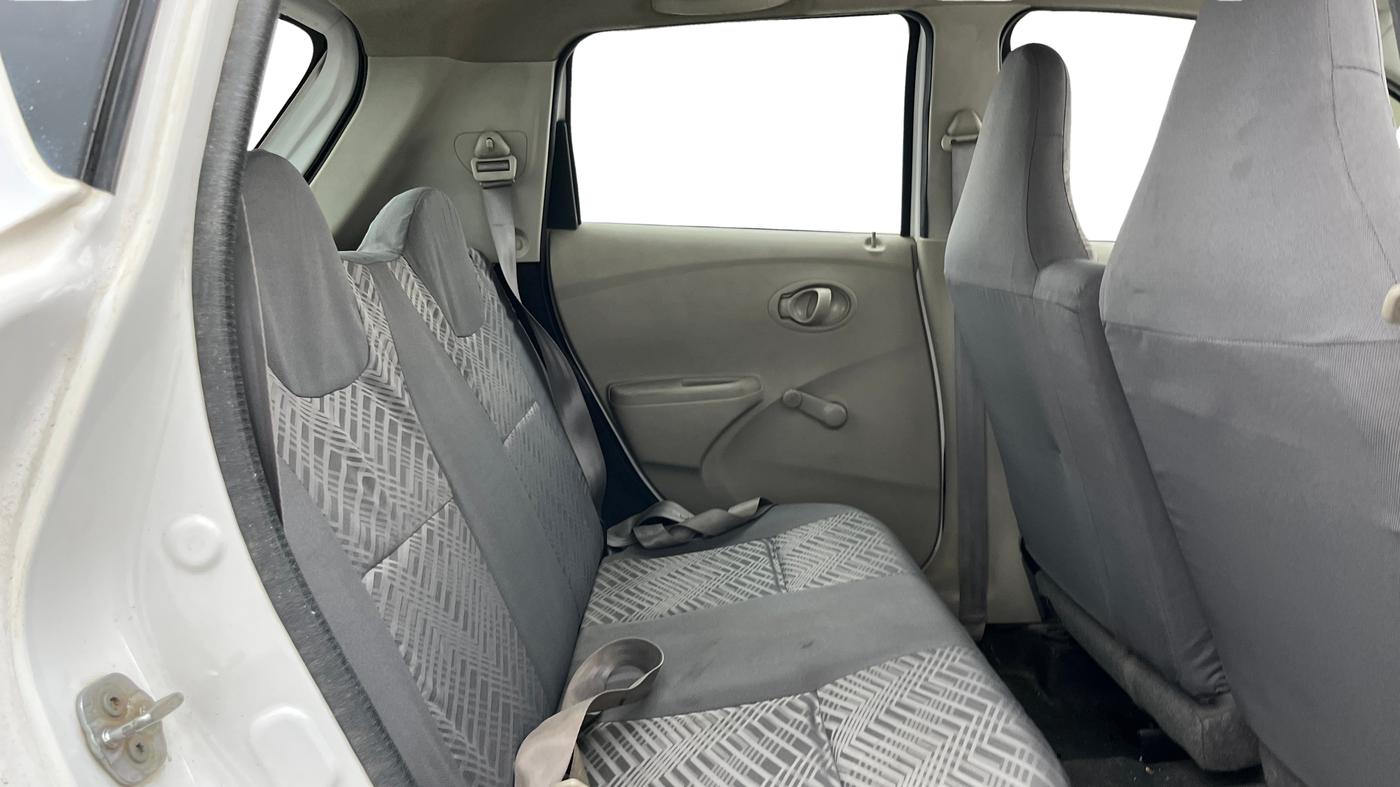 2017 Datsun Go T (O), Petrol, Manual, 23,638 km, Right Side Rear Door Cabin