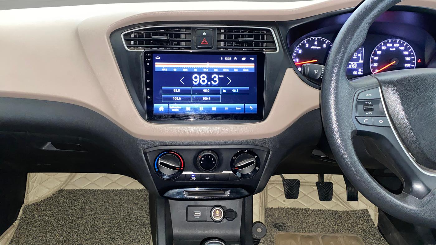 2020 Hyundai Elite i20 MAGNA PLUS 1.2, Petrol, Manual, 13,658 km, Air Conditioner