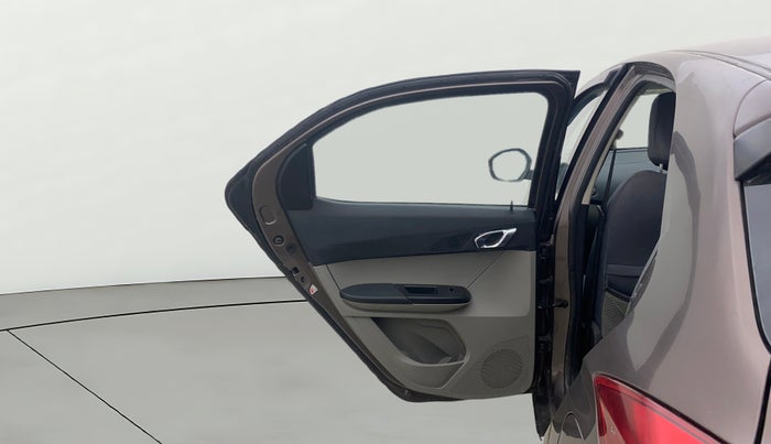 2018 Tata Tiago XZ PETROL, Petrol, Manual, 42,070 km, LHS Rear Door