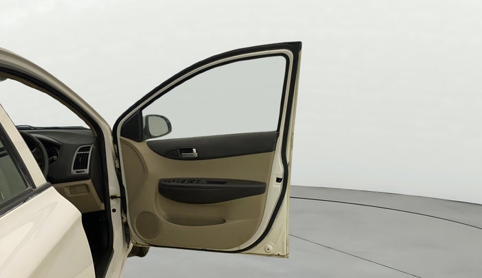 2013 Hyundai i20 SPORTZ 1.2, Petrol, Manual, 30,921 km, RHS Front Door