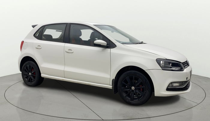 2016 Volkswagen Polo HIGHLINE1.2L, Petrol, Manual, 48,746 km, Right Front Diagonal