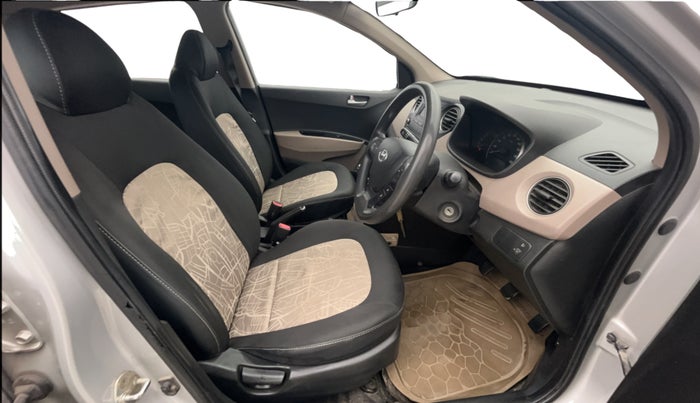 2015 Hyundai Grand i10 SPORTZ 1.2 KAPPA VTVT, Petrol, Manual, 61,896 km, Right Side Front Door Cabin