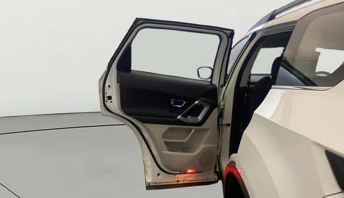 2022 Tata Safari XT, Diesel, Manual, 66,443 km, LHS Rear Door