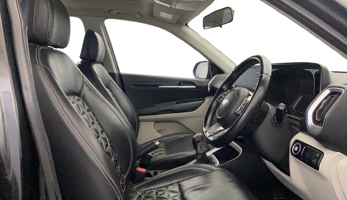 2020 KIA SONET HTX 1.0 IMT, Petrol, Manual, 59,144 km, Right Side Front Door Cabin