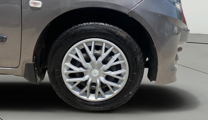 2013 Honda Amaze 1.5L I-DTEC S, Diesel, Manual, 55,585 km, Right Front Wheel