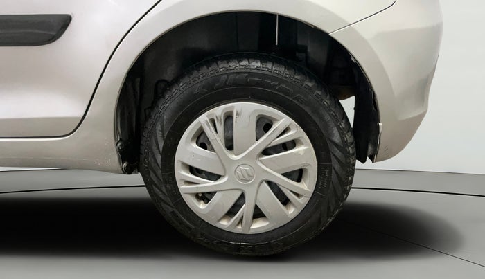 2016 Maruti Swift VXI, Petrol, Manual, 39,629 km, Left Rear Wheel