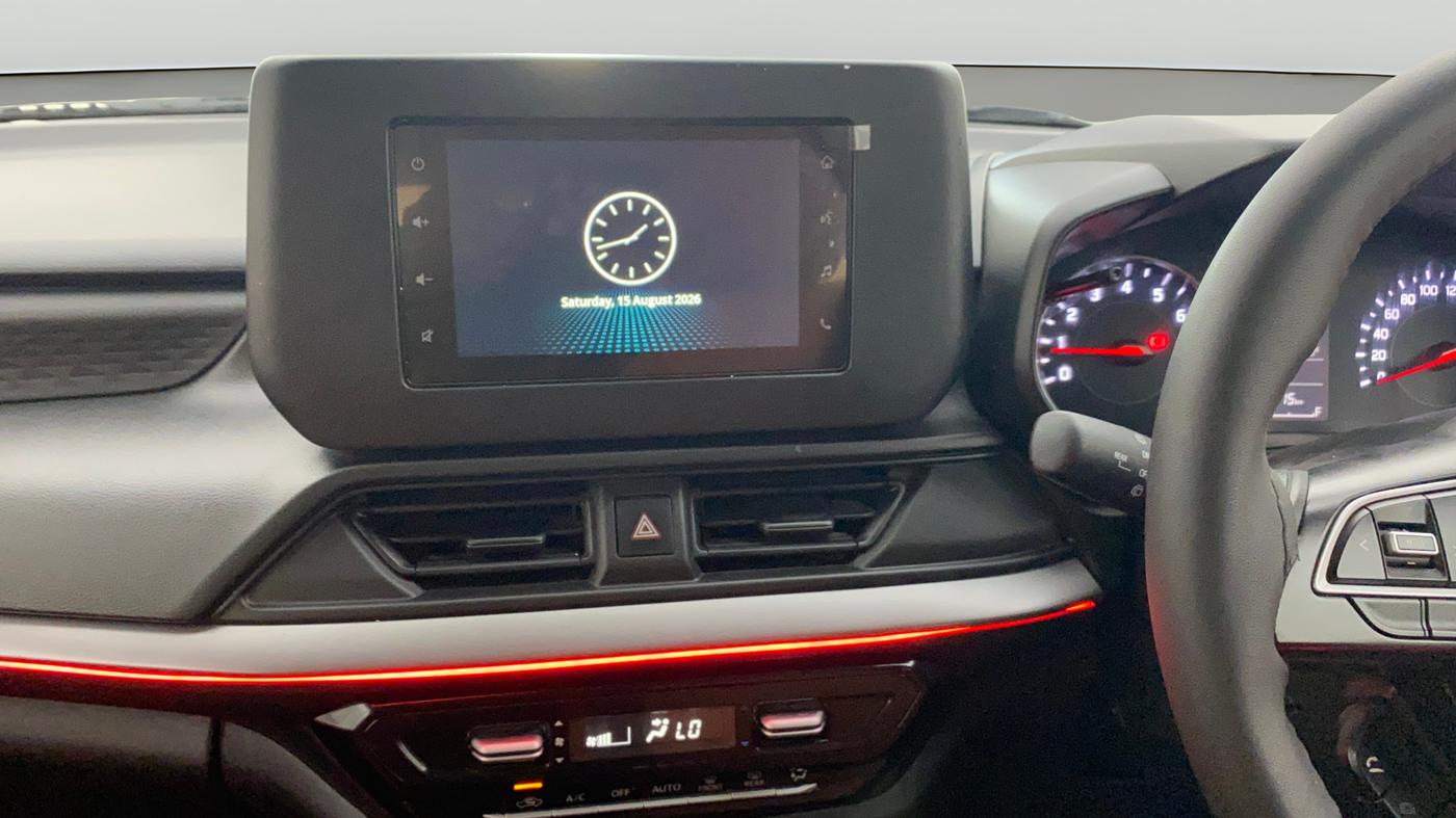 2024 Maruti Swift ZXi AMT, Petrol, Automatic, 17,615 km, Air Conditioner