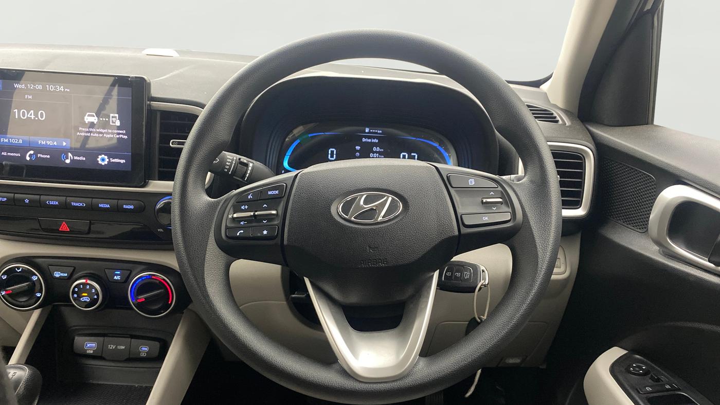 2023 Hyundai VENUE S(O) 1.2, Petrol, Manual, 18,060 km, Steering Wheel Close Up
