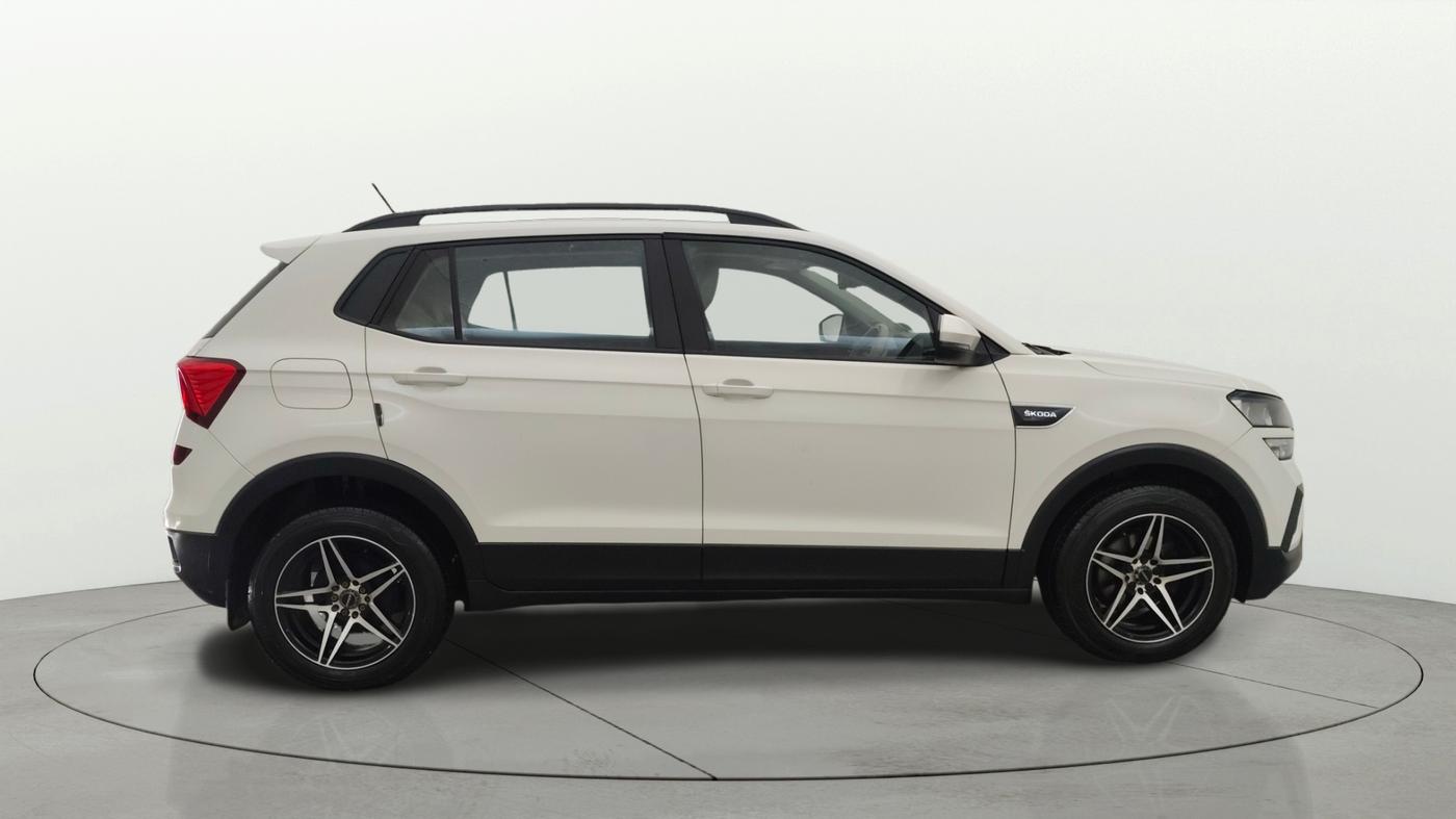2022 Skoda KUSHAQ ACTIVE 1.0L TSI MT, Petrol, Manual, 96,069 km, Right Side View