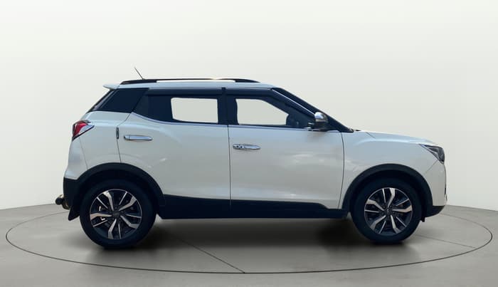 2021 Mahindra XUV300 W8 (O) 1.5 DIESEL, Diesel, Manual, 80,893 km, Right Side View