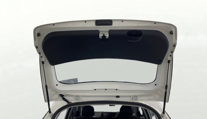 2023 Hyundai NEW I20 Sportz 1.2 IVT, Petrol, Automatic, 8,338 km, Boot Door Open