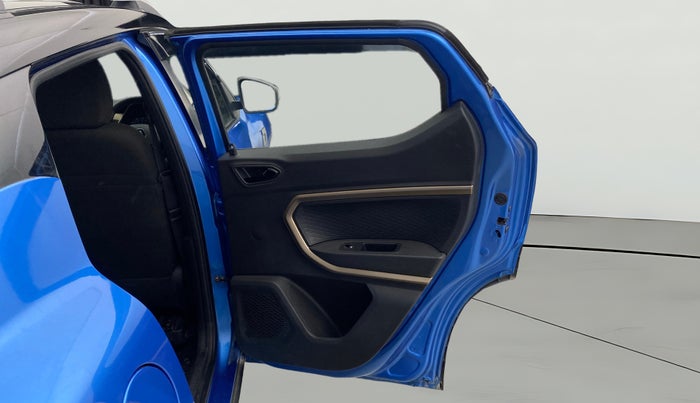 2022 Renault Kiger RXT (O) AMT DUAL TONE, Petrol, Automatic, 55,801 km, RHS Rear Door