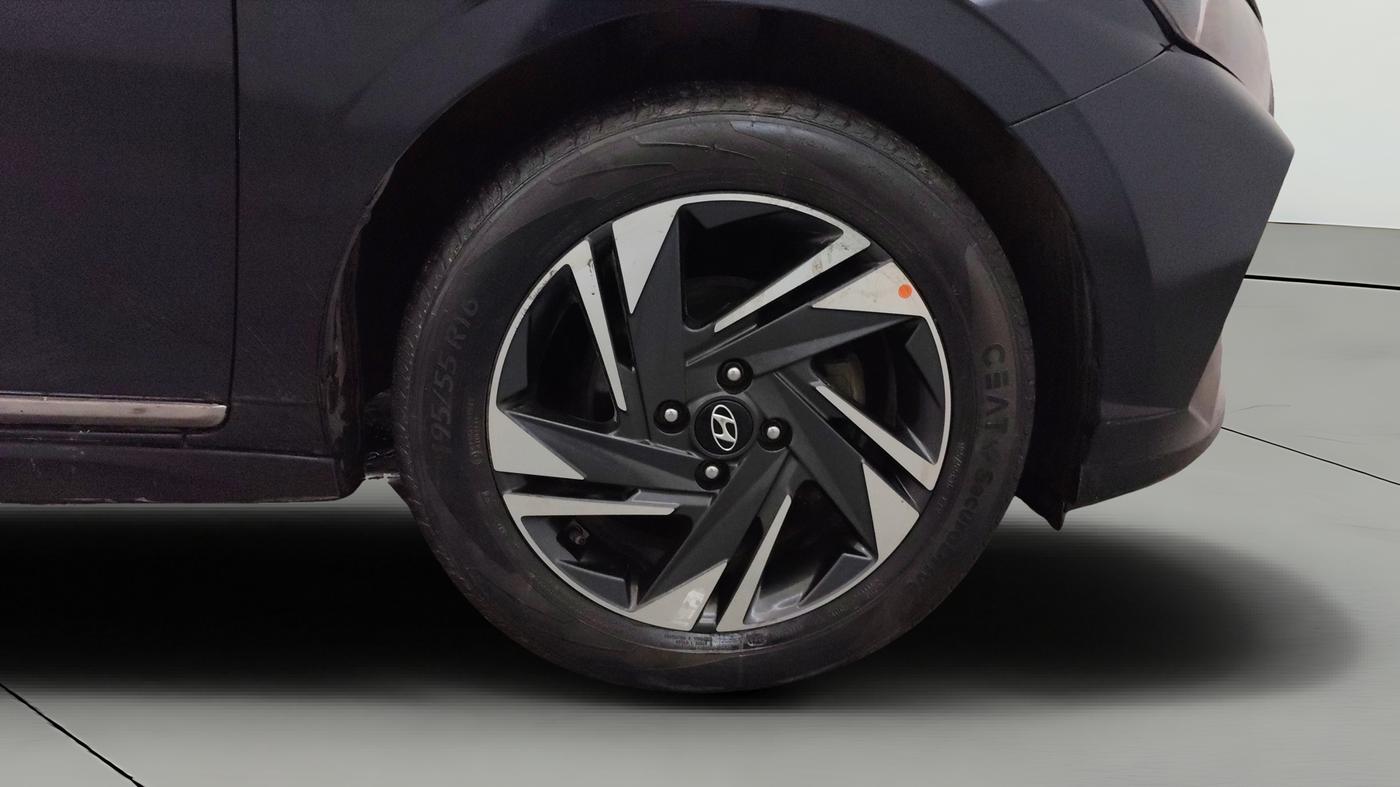 2021 Hyundai NEW I20 ASTA (O) 1.0 TURBO GDI DCT, CNG, Automatic, 48,190 km, Right Front Wheel