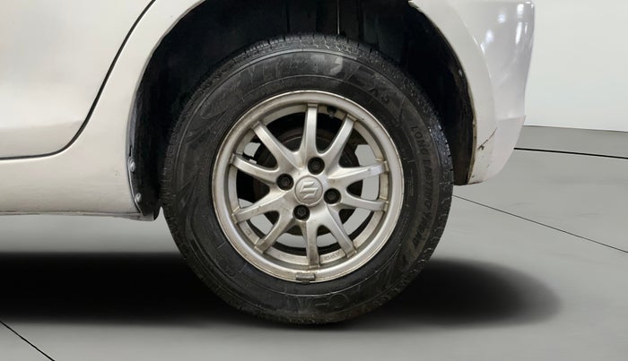2014 Maruti Swift VXI, Petrol, Manual, 90,243 km, Left Rear Wheel
