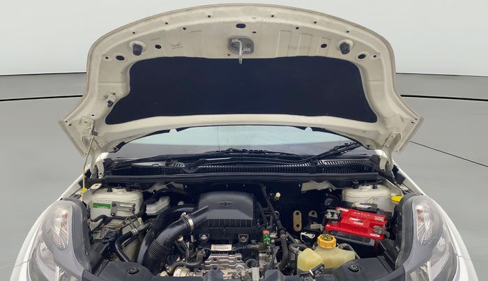 2018 Tata NEXON XE PETROL, Petrol, Manual, 40,444 km, Open Bonet