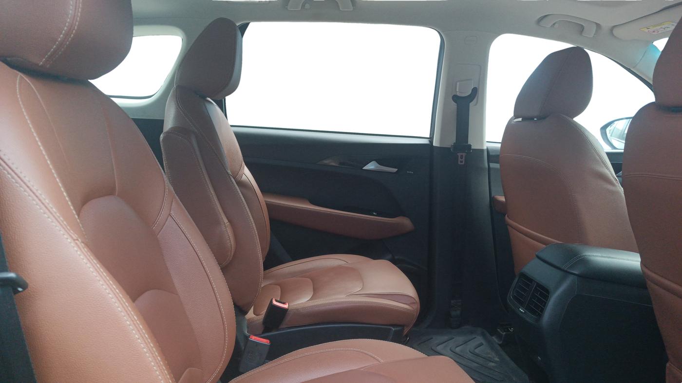 2020 MG HECTOR PLUS SHARP 1.5 PETROL TURBO DCT 6-STR, Petrol, Automatic, 41,658 km, Right Side Rear Door Cabin