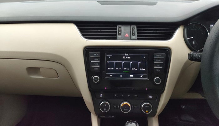 2016 Skoda Octavia AMBITION PLUS AT 1.8 TSI, Petrol, Automatic, 92,840 km, Air Conditioner