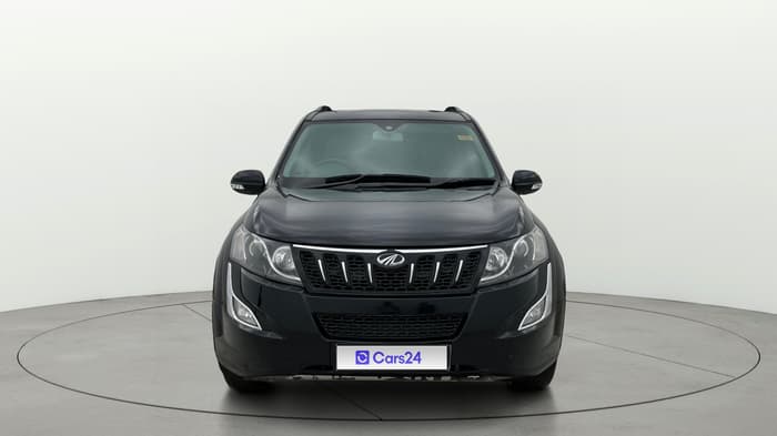 2016 Mahindra XUV500 W10, Diesel, Manual, 86,183 km, Front