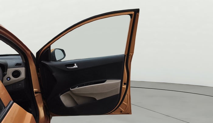 2014 Hyundai Grand i10 ASTA AT 1.2 KAPPA VTVT, Petrol, Automatic, 70,217 km, RHS Front Door