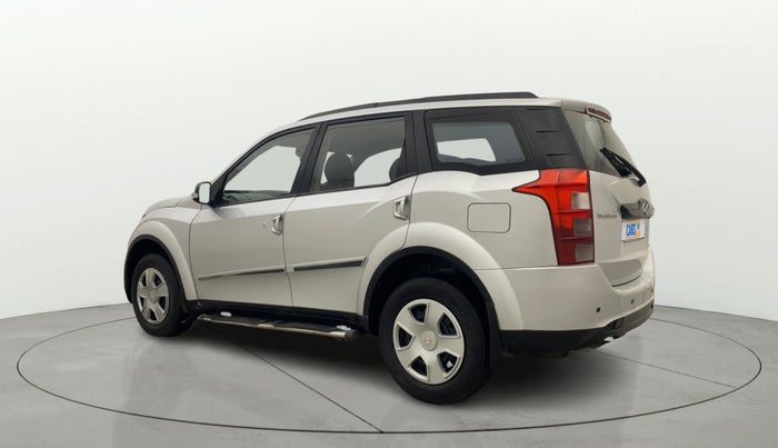 2015 Mahindra XUV500 W6, Diesel, Manual, 54,569 km, Left Back Diagonal