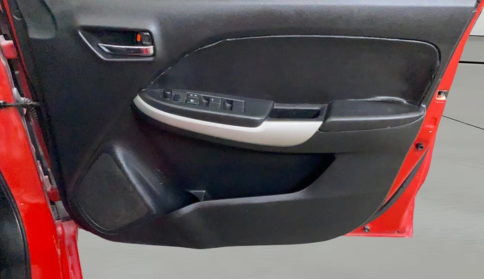 2016 Maruti Baleno ALPHA PETROL 1.2, Petrol, Manual, 76,641 km, Driver Side Door Panels Control