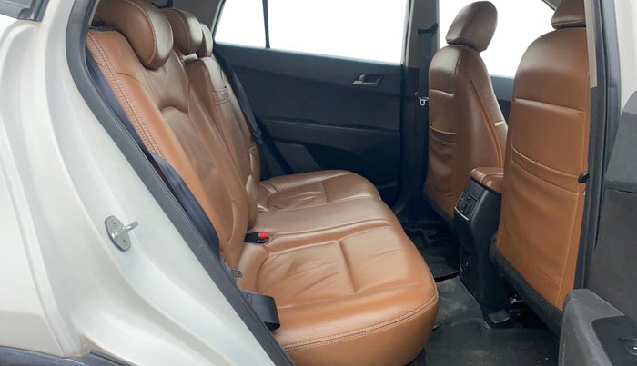 2016 Hyundai Creta SX PLUS AT 1.6 DIESEL, Diesel, Automatic, 1,07,738 km, Right Side Rear Door Cabin