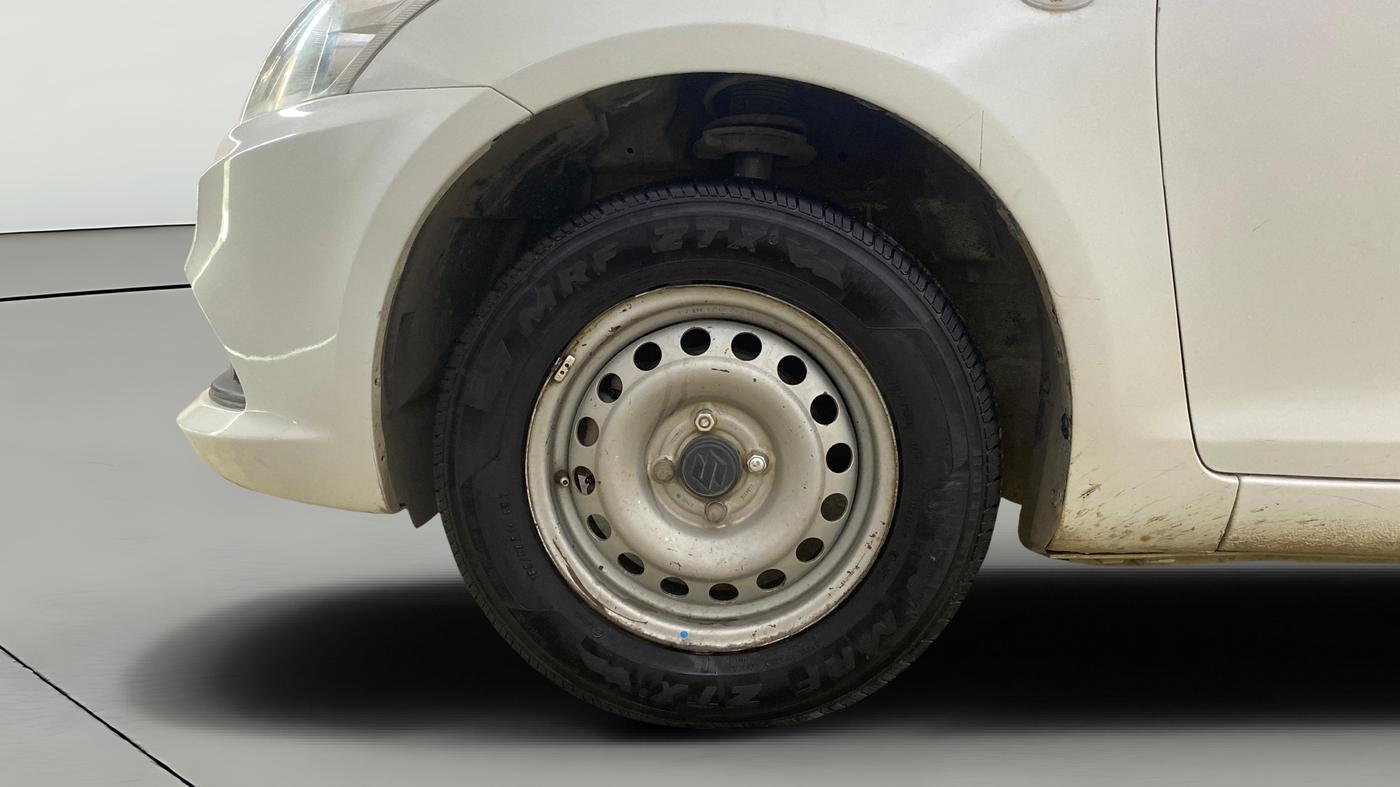 2021 Maruti Swift Dzire TOUR S-CNG, CNG, Manual, 1,17,398 km, Left Front Wheel