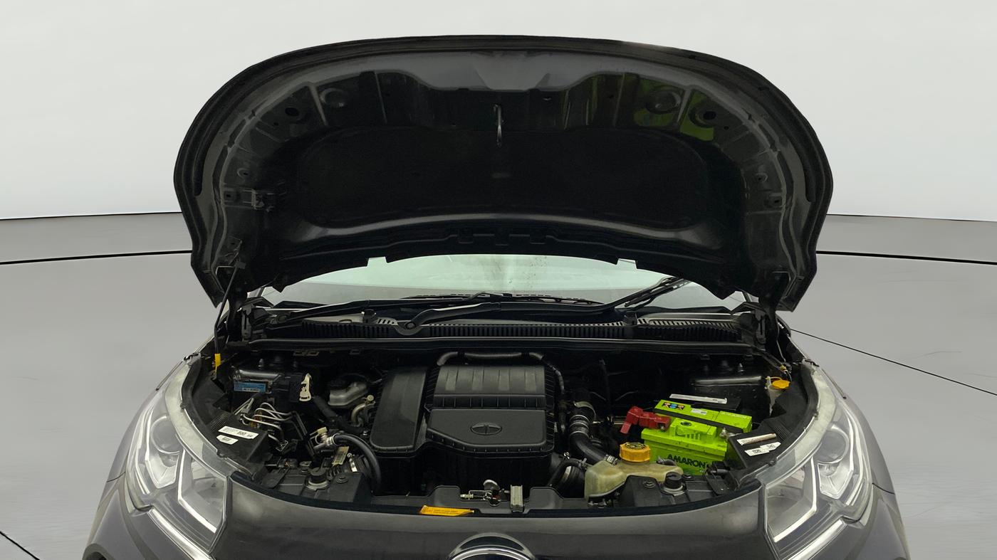 2021 Tata NEXON XM DIESEL, Diesel, Manual, 75,887 km, Open Bonet