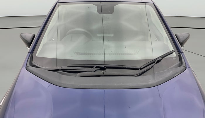 2022 Tata ALTROZ XZ PETROL, Petrol, Manual, 19,775 km, Front Windshield