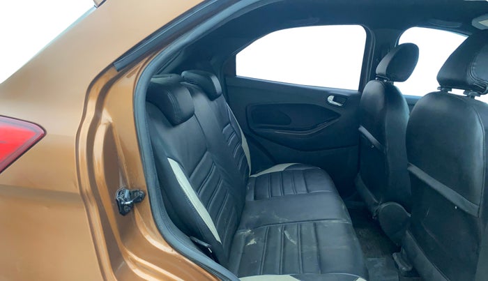 2018 Ford FREESTYLE TITANIUM 1.5 DIESEL, Diesel, Manual, 78,288 km, Right Side Rear Door Cabin