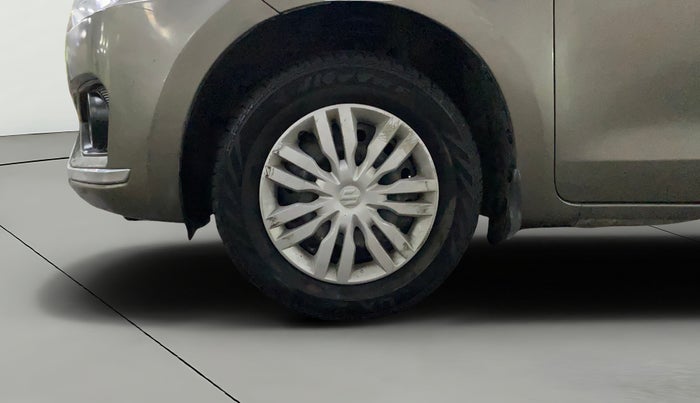 2017 Maruti Dzire VXI, Petrol, Manual, 80,327 km, Left Front Wheel