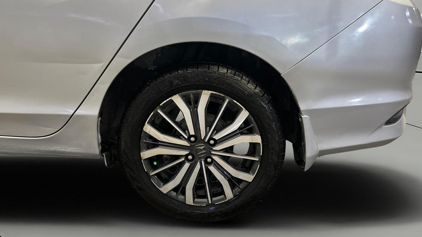 2017 Honda City 1.5L I-VTEC VX, Petrol, Manual, 1,16,936 km, Left Rear Wheel