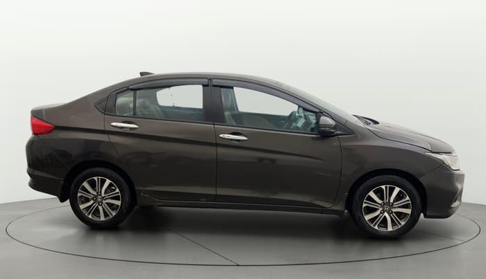 2017 Honda City 1.5L I-DTEC V, Diesel, Manual, 1,03,670 km, Right Side View
